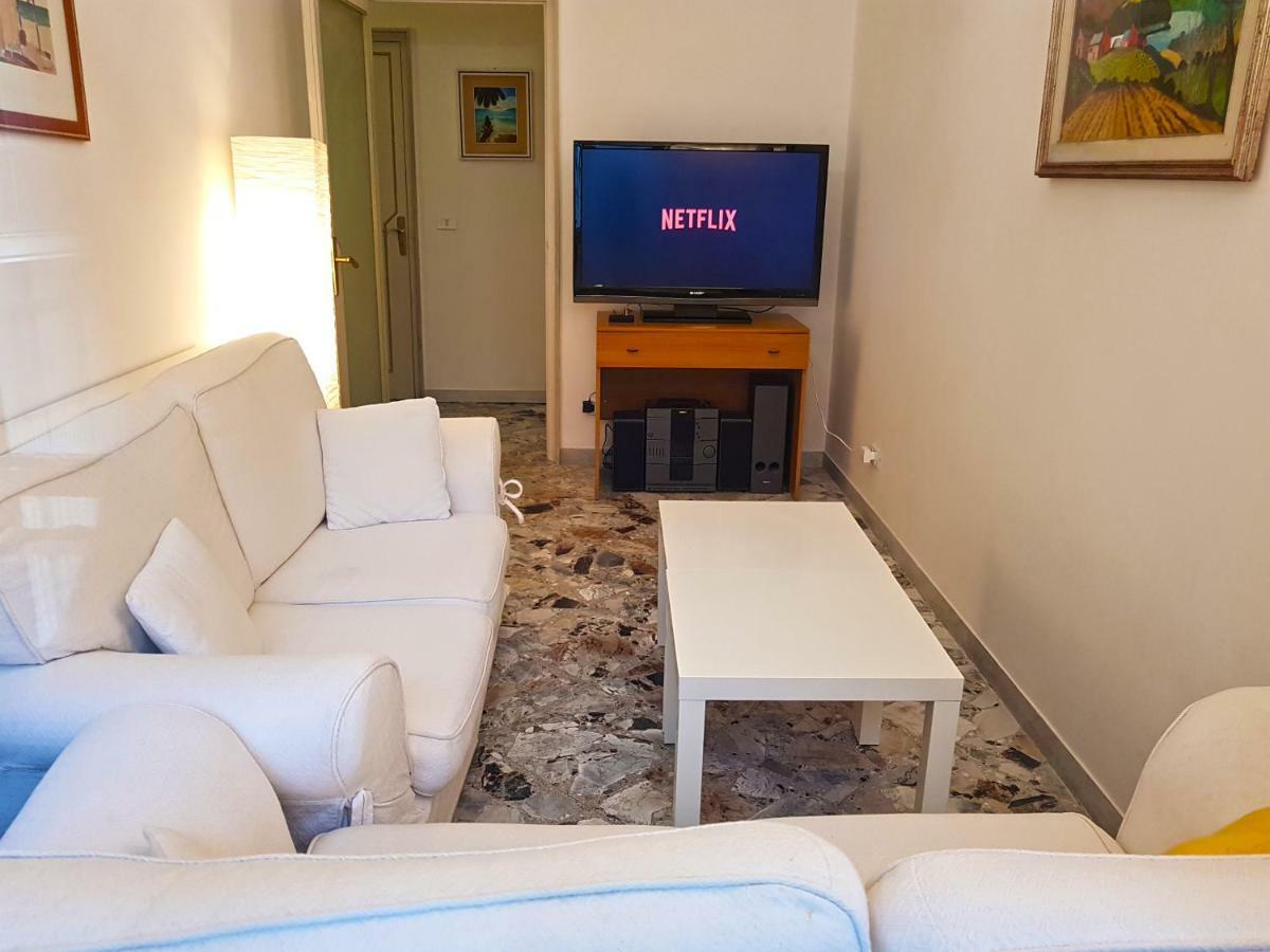Bari Grand Central Apartment Dış mekan fotoğraf